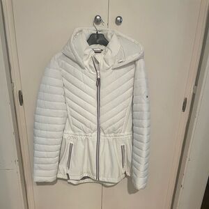 Tommy Hilfiger Women's White Puffer Jacket